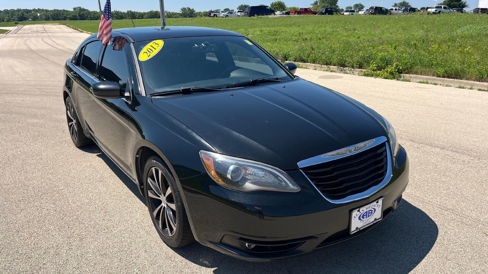 2013 Chrysler 200 Limited