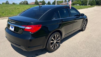 2013 Chrysler 200 Limited