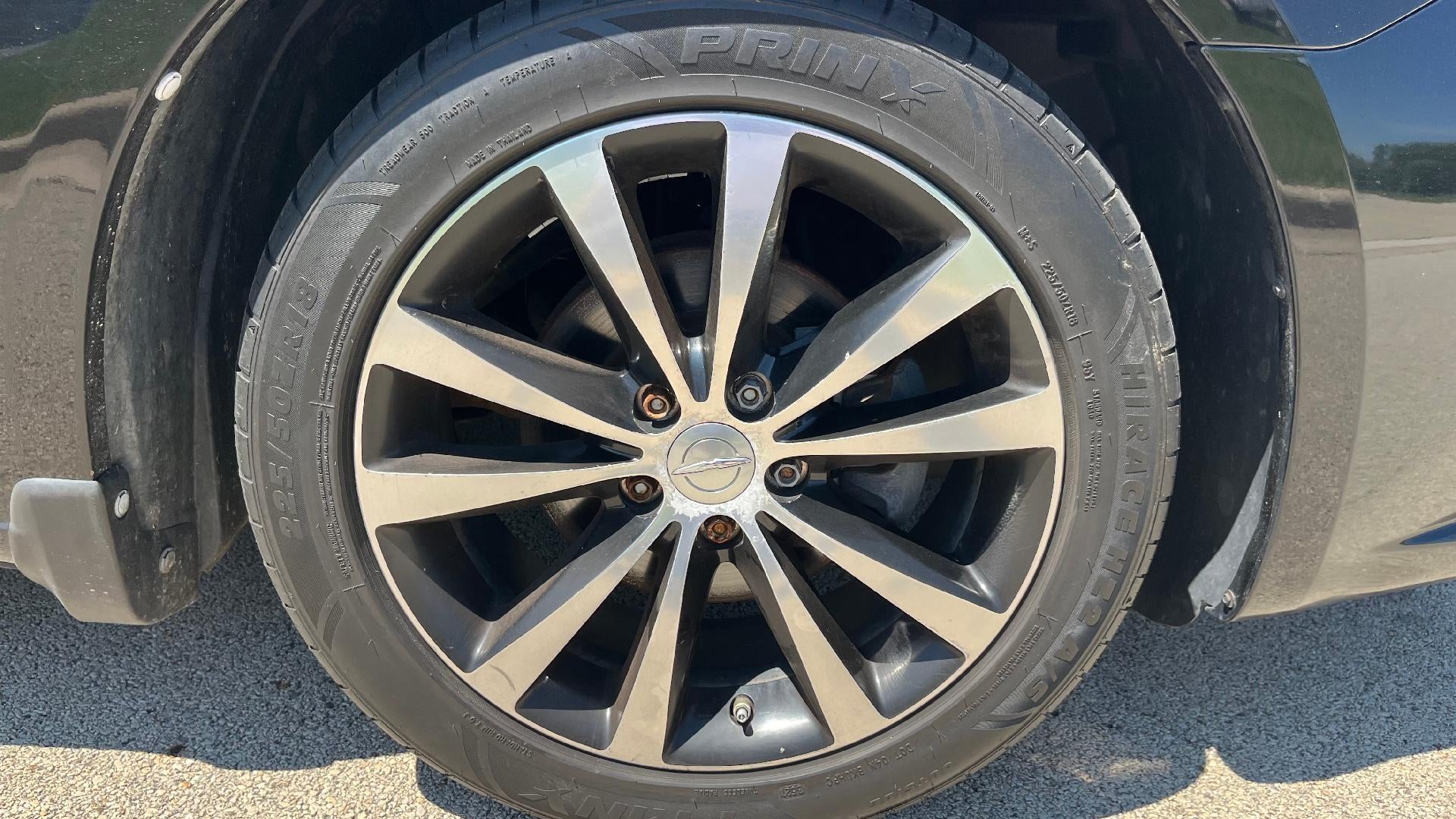 2013 Chrysler 200 Limited