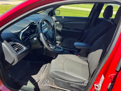 2013 Dodge Avenger SE