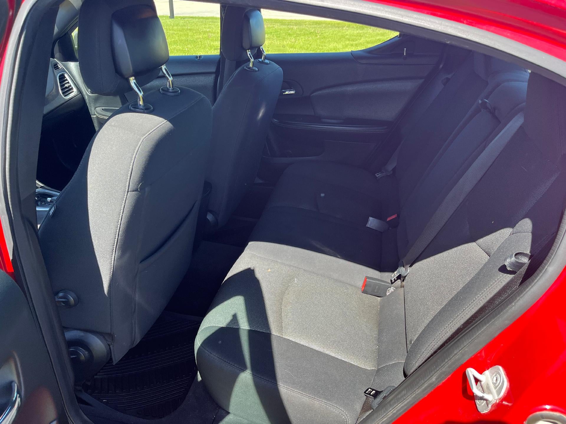 2013 Dodge Avenger SE