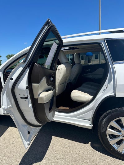 2017 Jeep Cherokee Overland