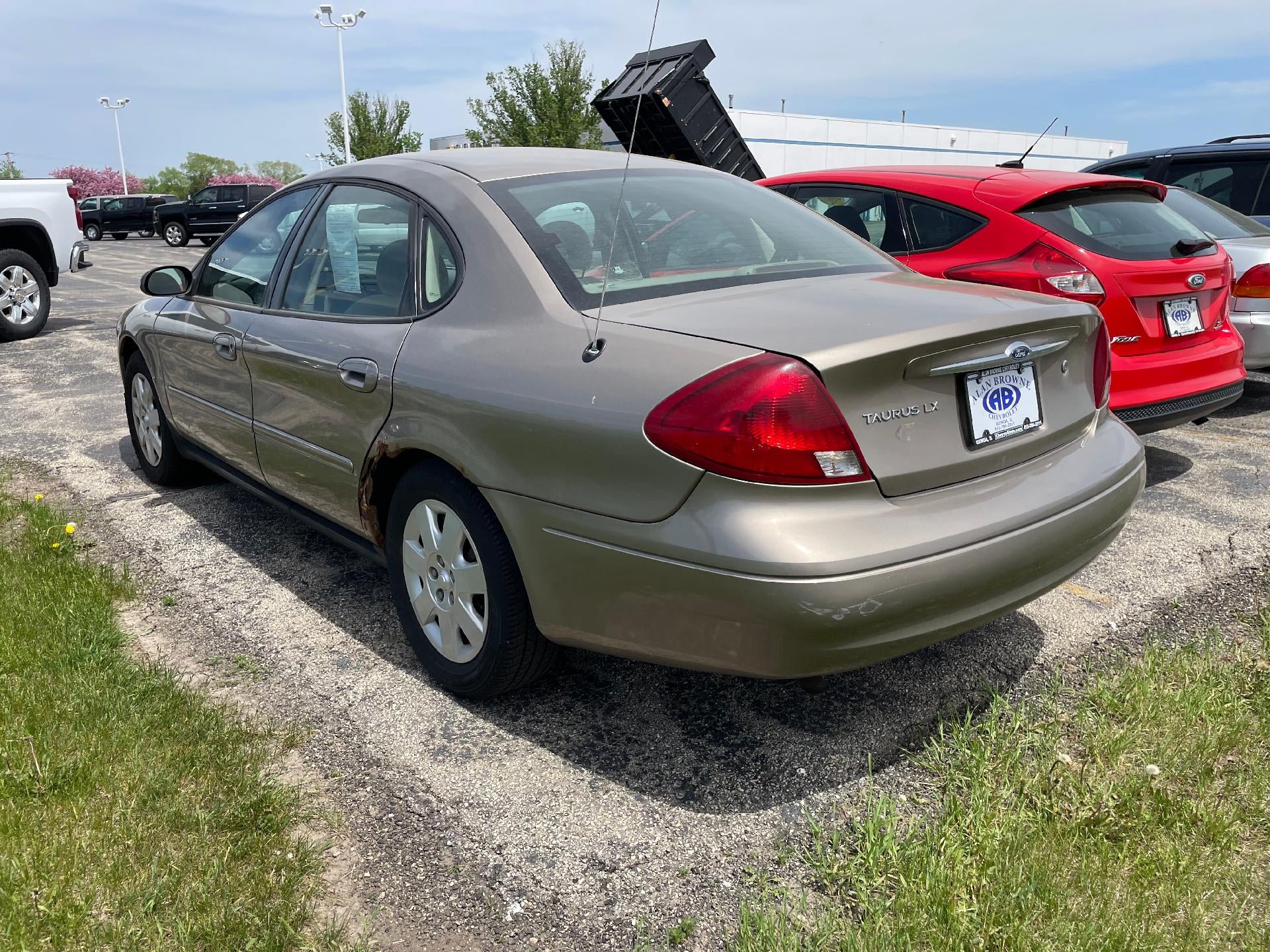 2002 Ford Taurus LX Standard