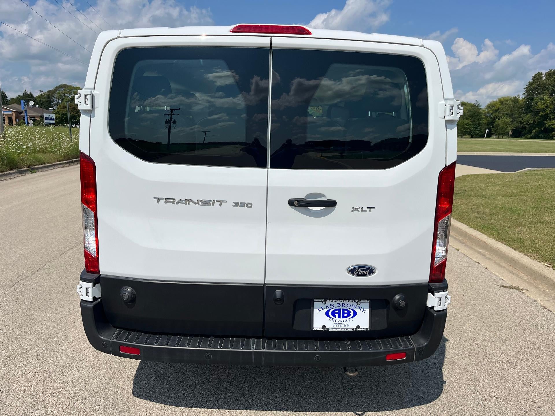 2020 Ford Transit Passenger Wagon XL