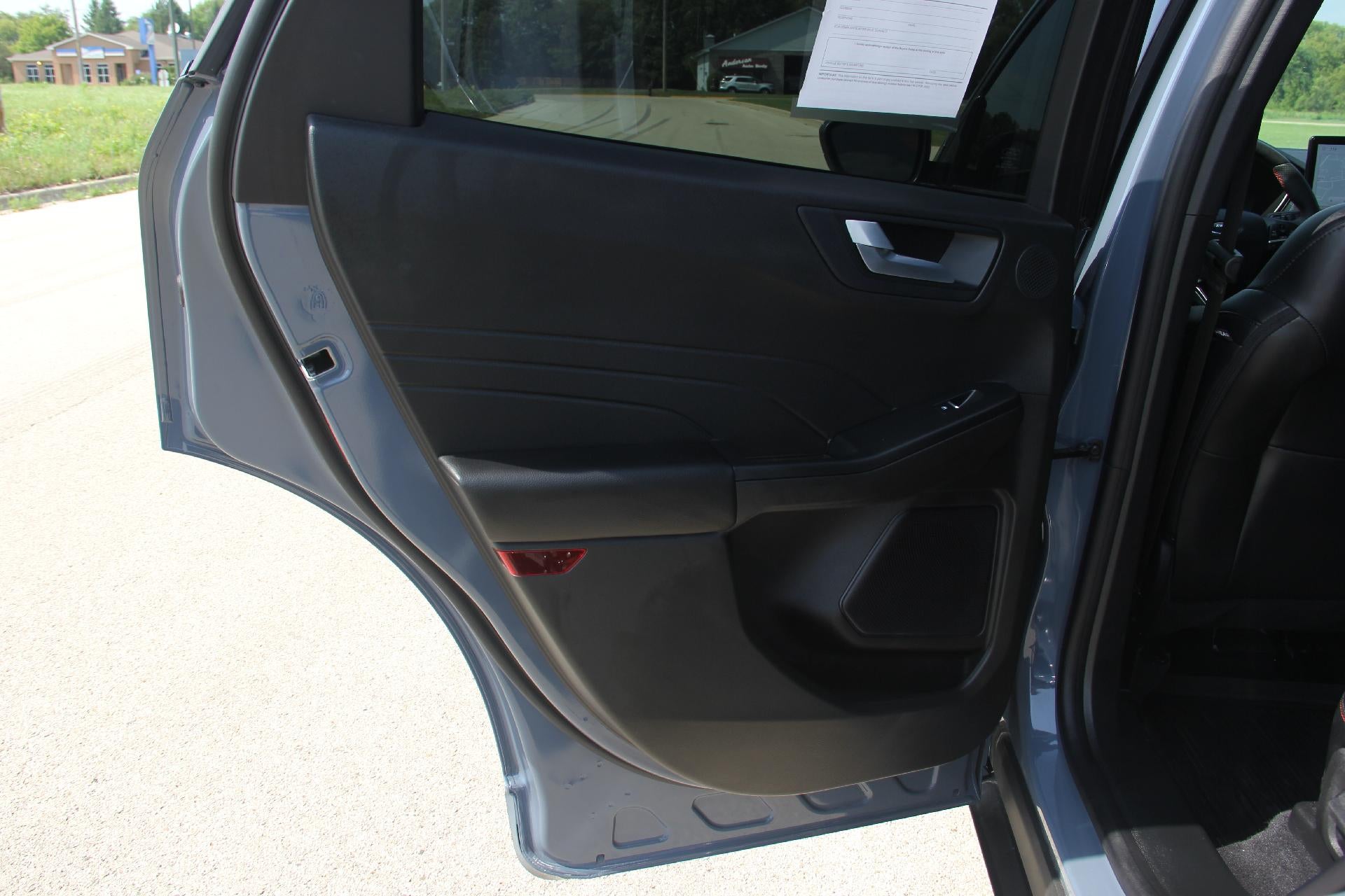 2023 Ford Escape ST-Line Select