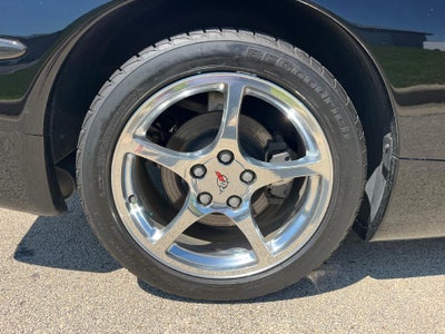 2000 Chevrolet Corvette Base