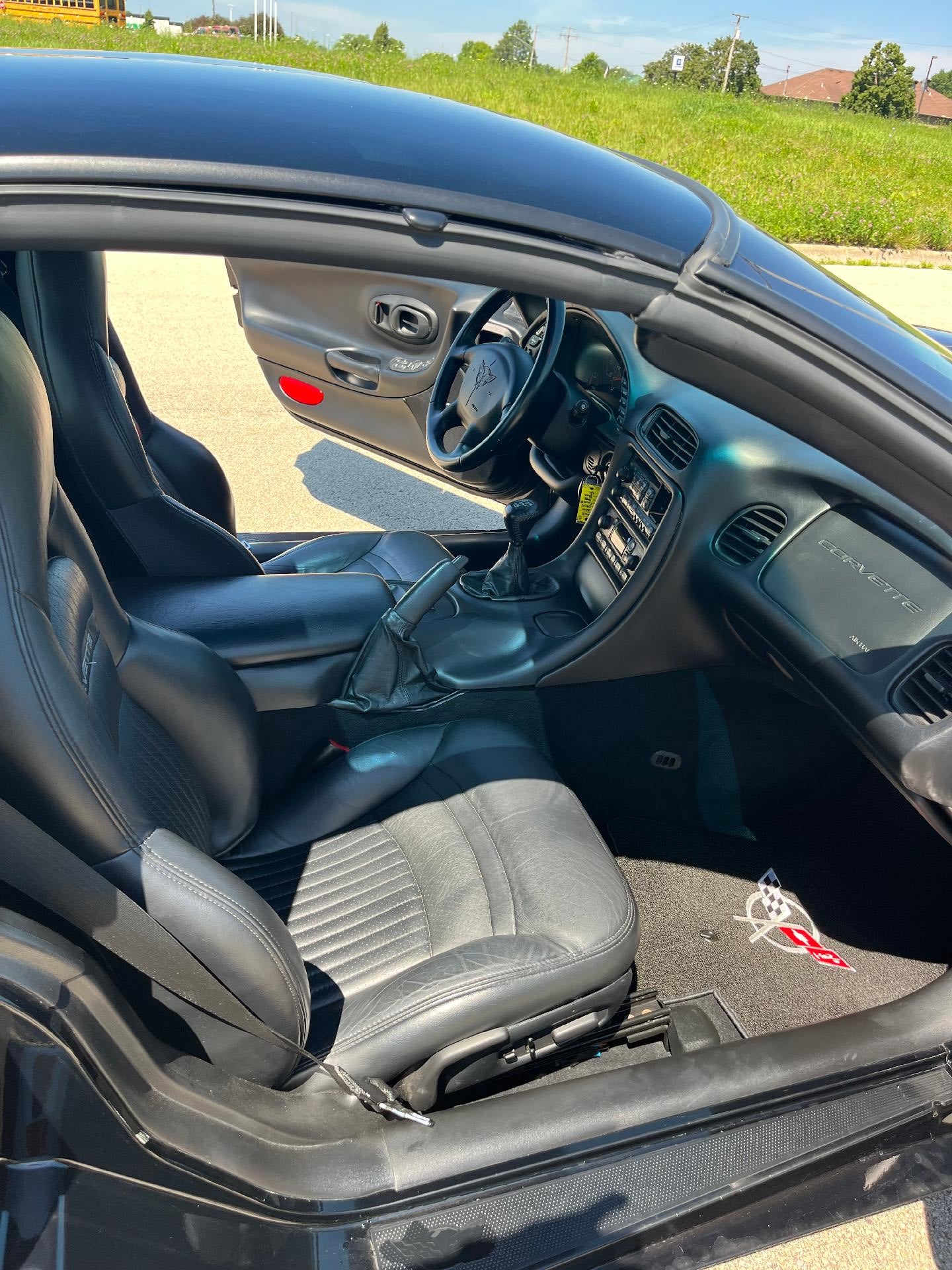 2000 Chevrolet Corvette Base