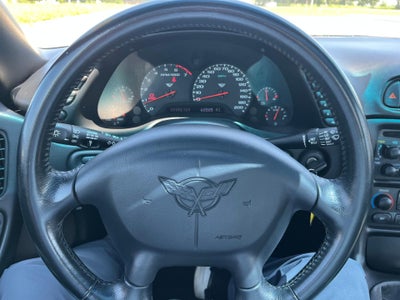 2000 Chevrolet Corvette Base