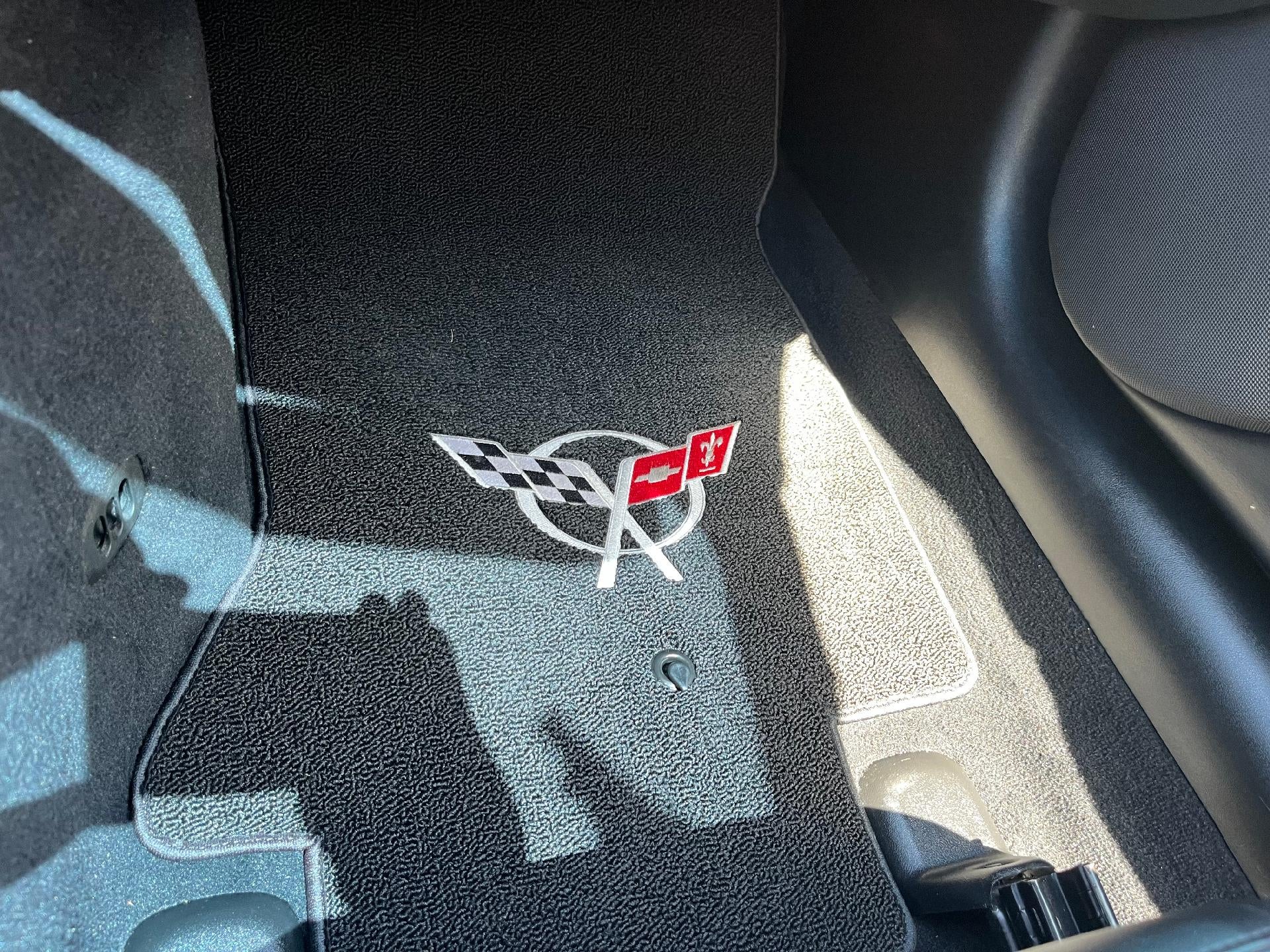 2000 Chevrolet Corvette Base