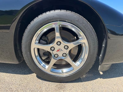 2000 Chevrolet Corvette Base