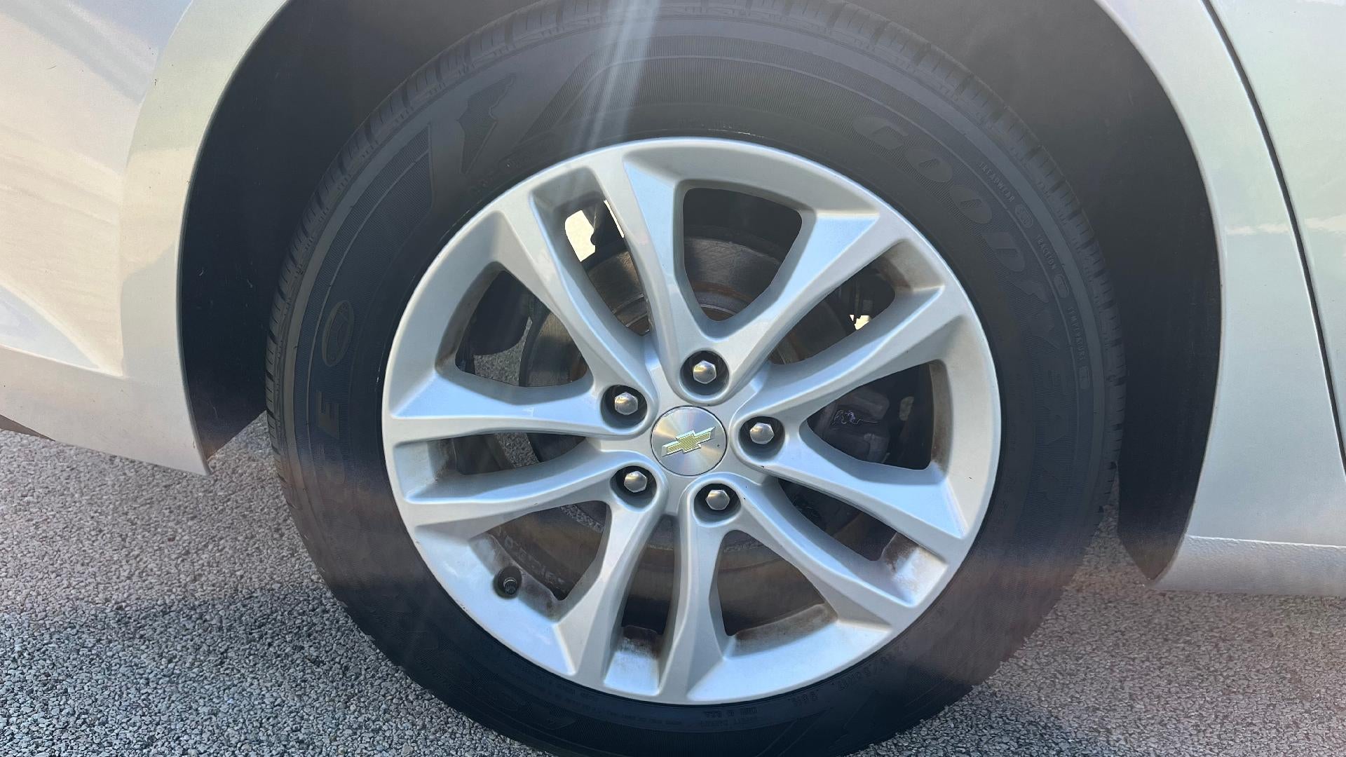 2017 Chevrolet Malibu LT