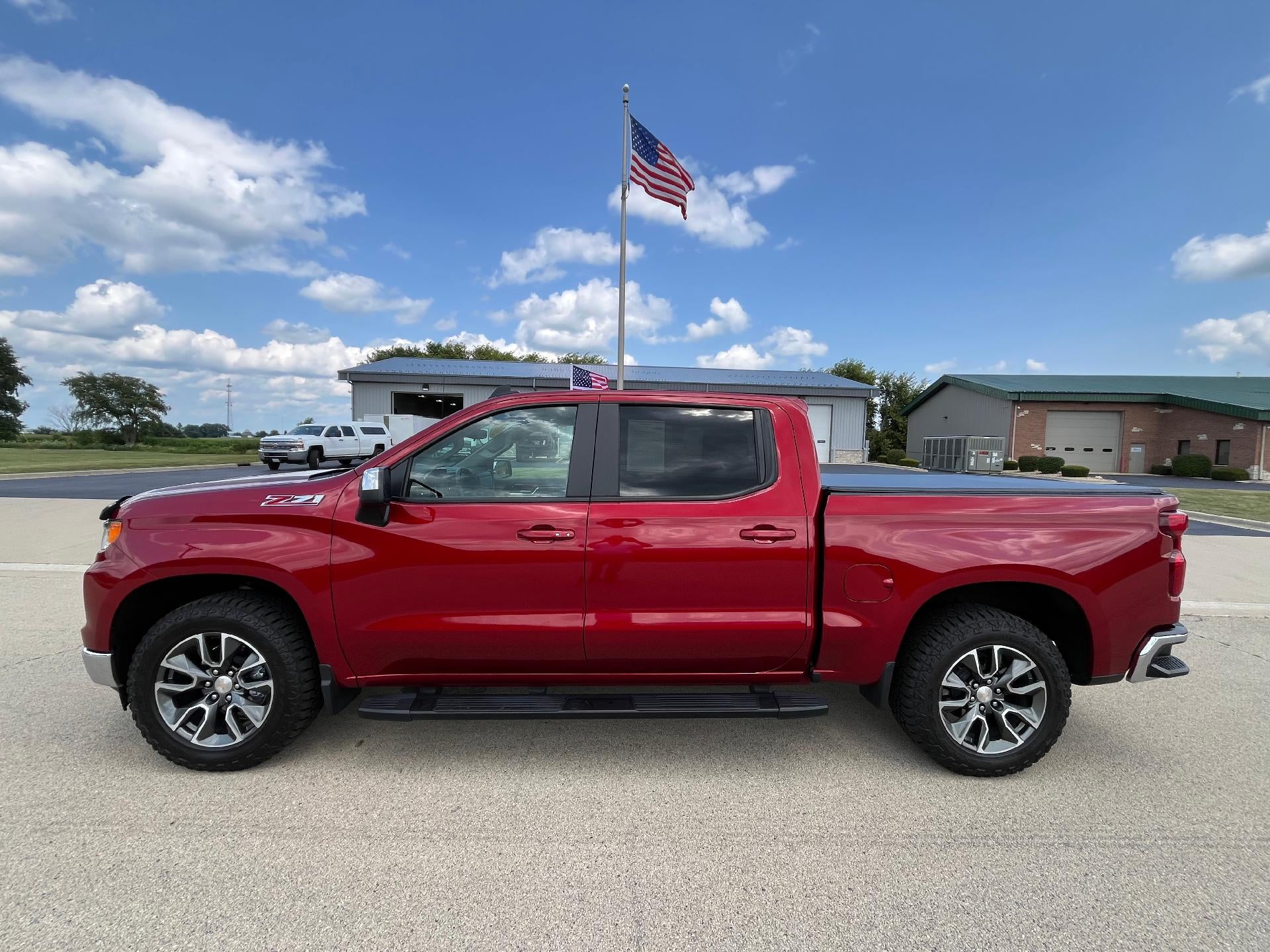 2023 Chevrolet Silverado 1500 LT