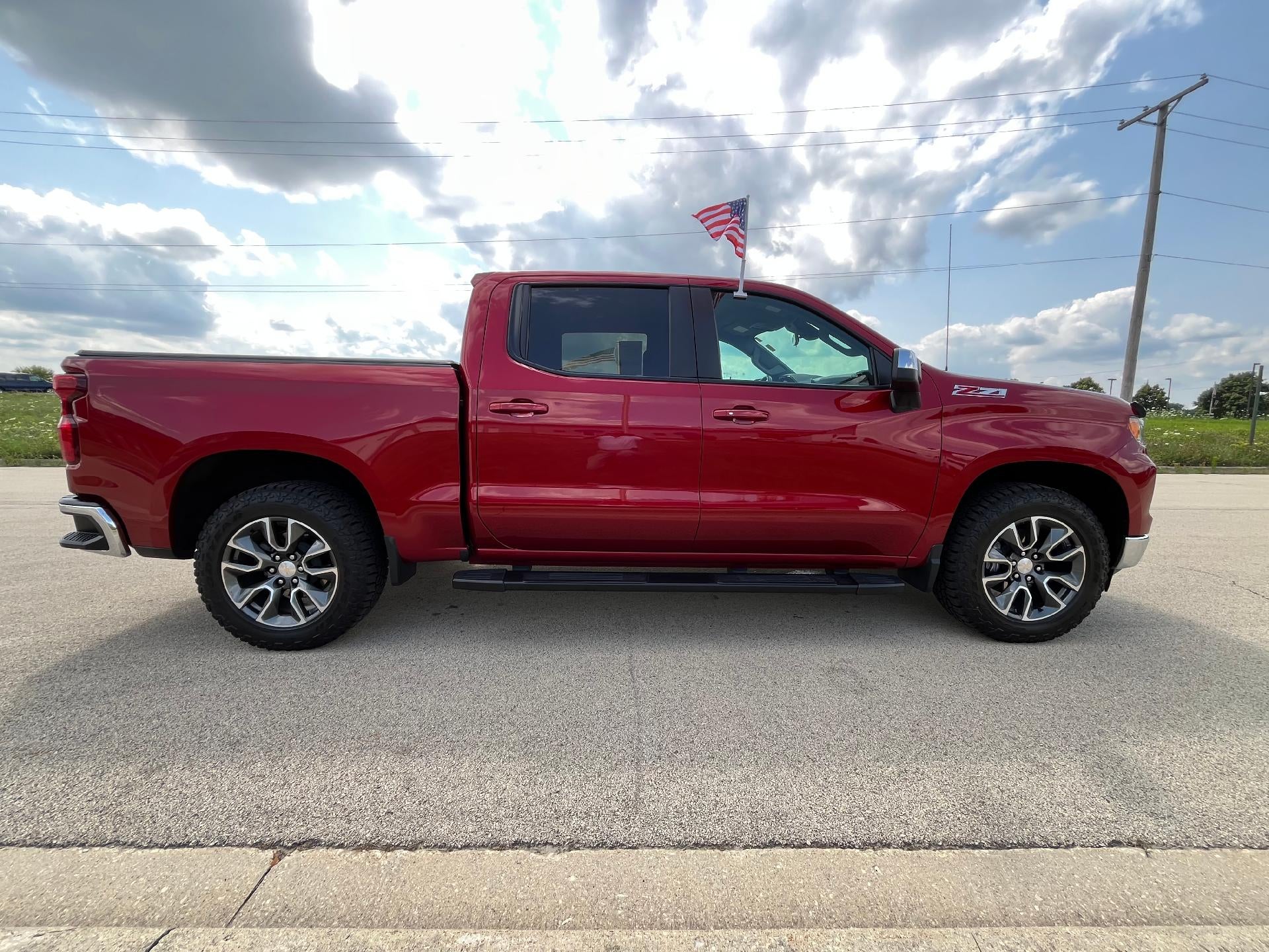 2023 Chevrolet Silverado 1500 LT