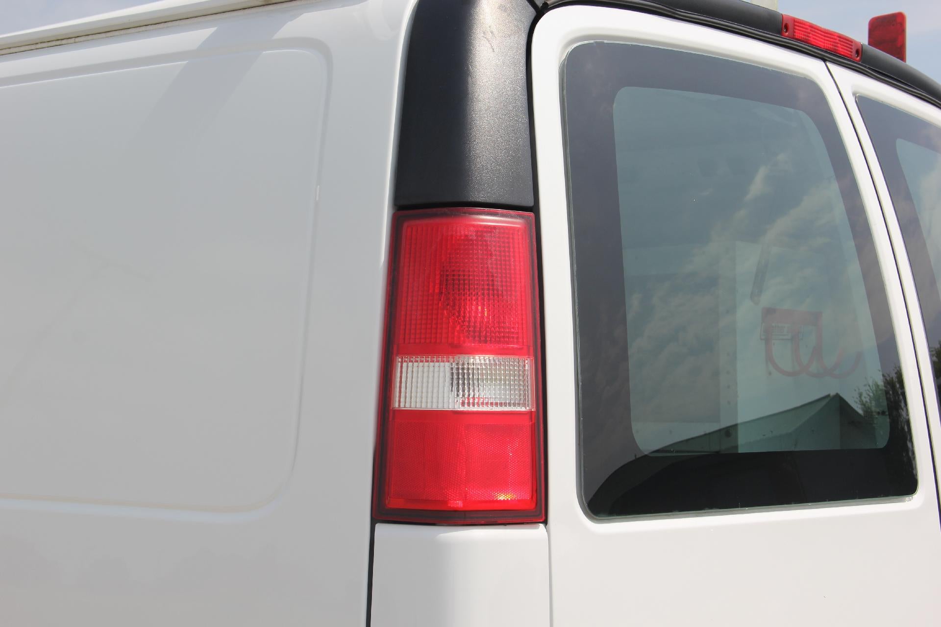 2017 Chevrolet Express Cargo 2500 Base