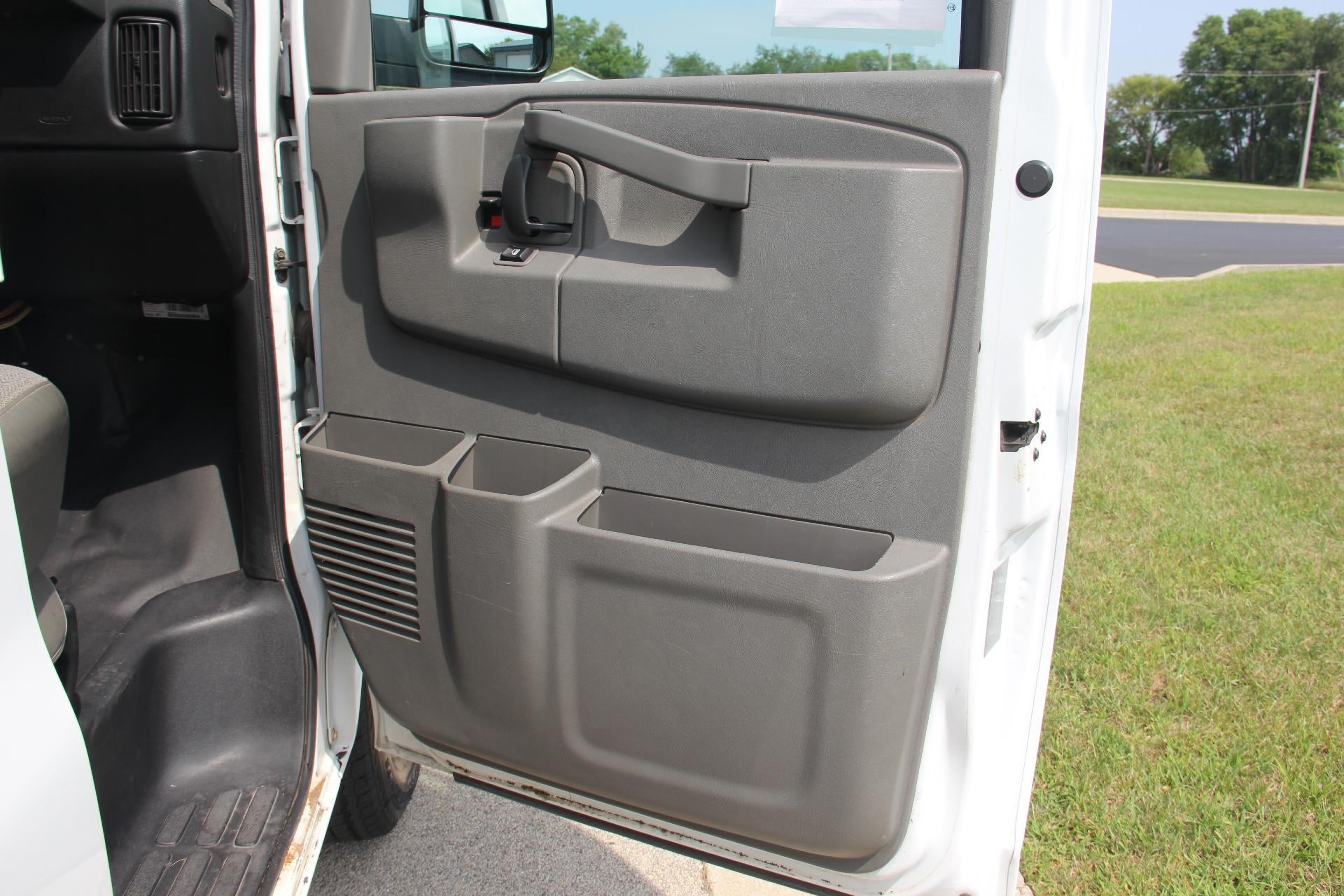 2017 Chevrolet Express Cargo 2500 Base