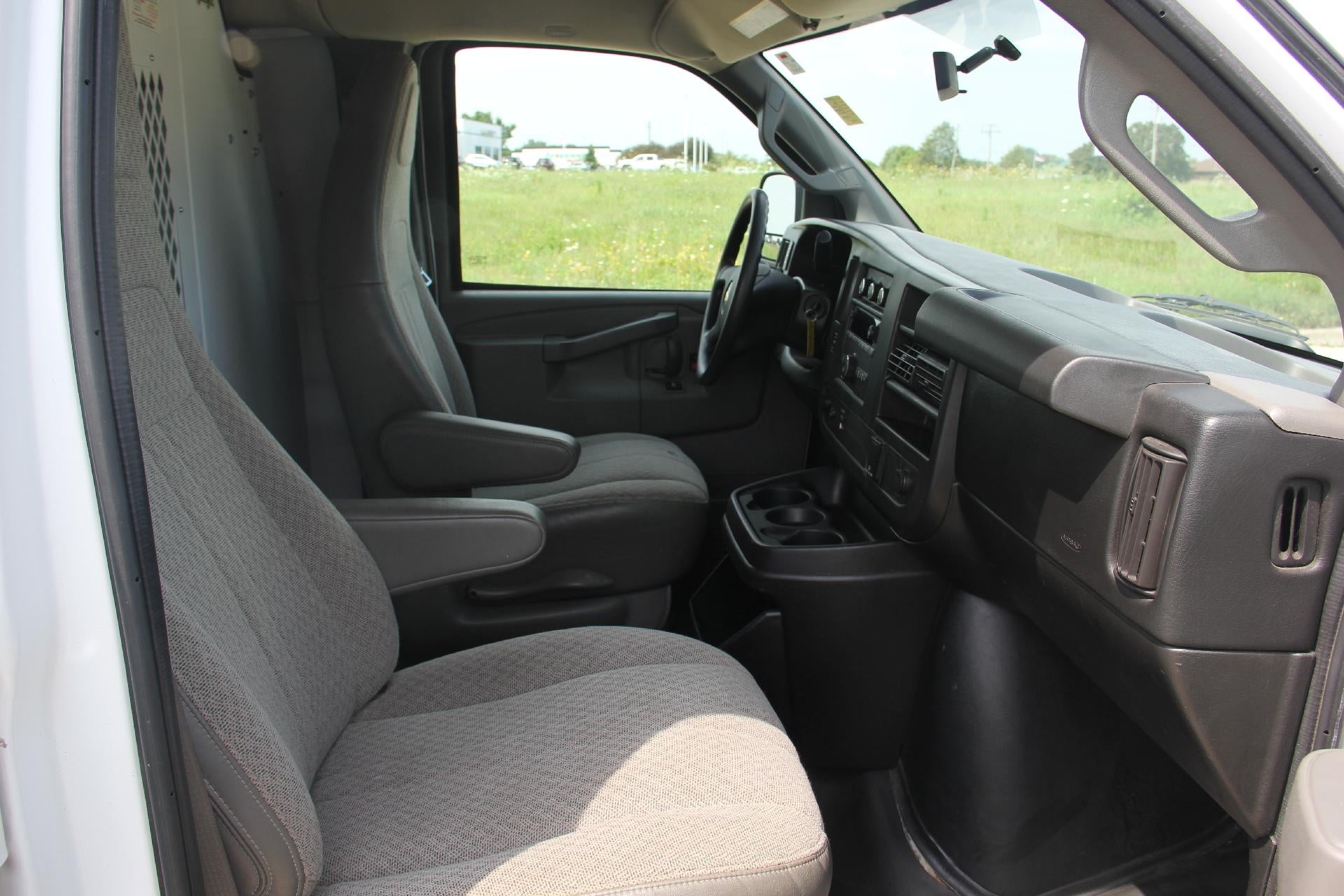 2017 Chevrolet Express Cargo 2500 Base