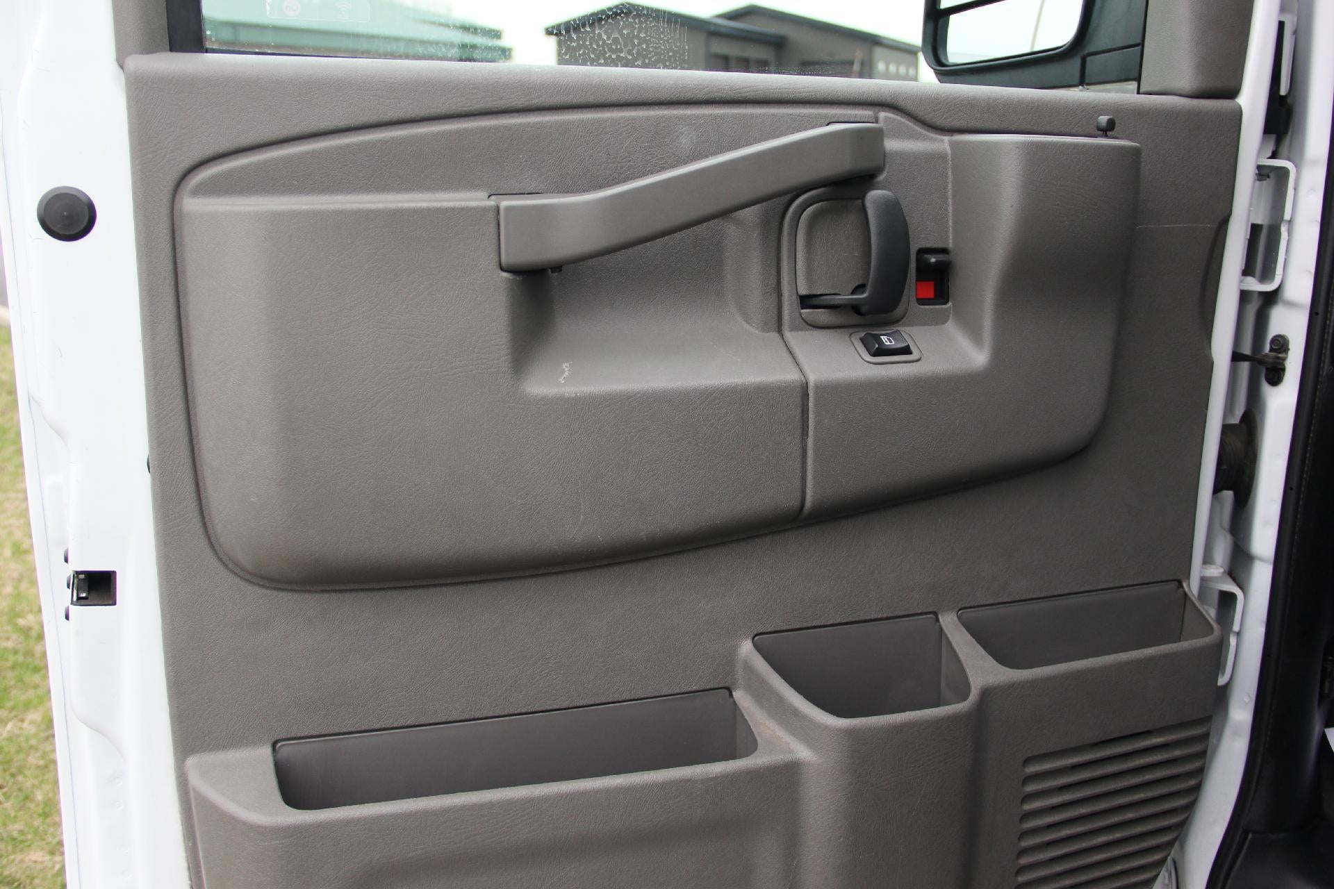 2022 Chevrolet Express Cargo 2500 Base