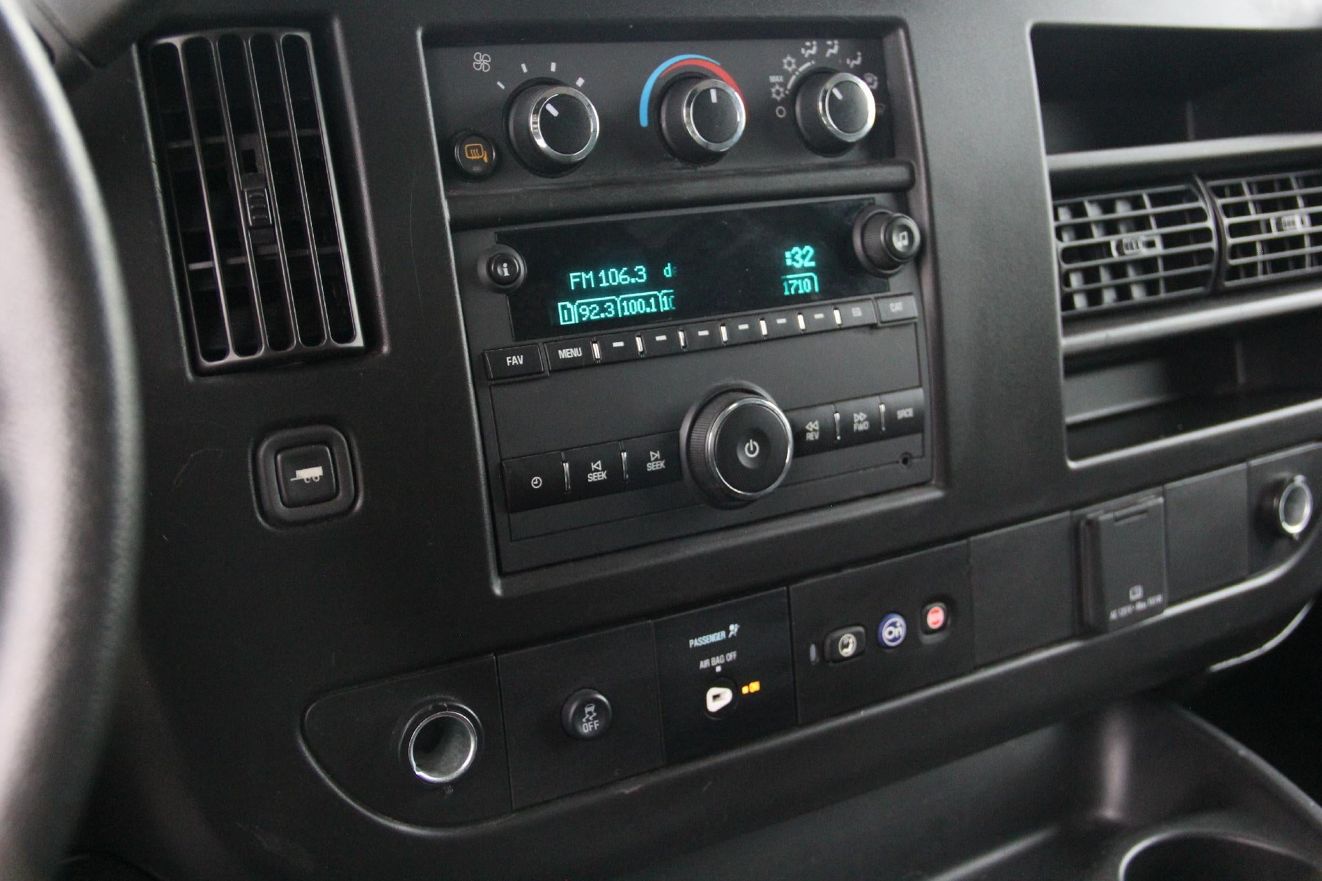 2022 Chevrolet Express Cargo 2500 Base