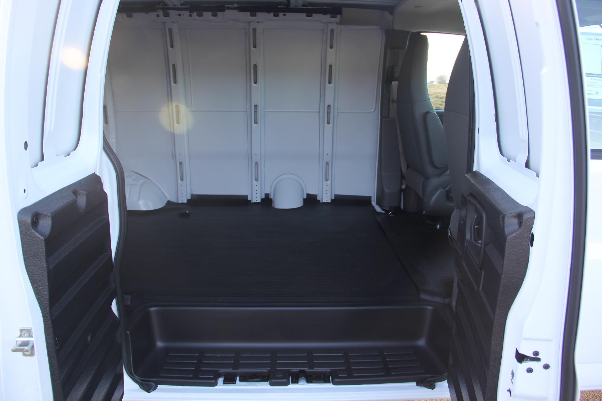 2025 Chevrolet Express Cargo 3500 Base