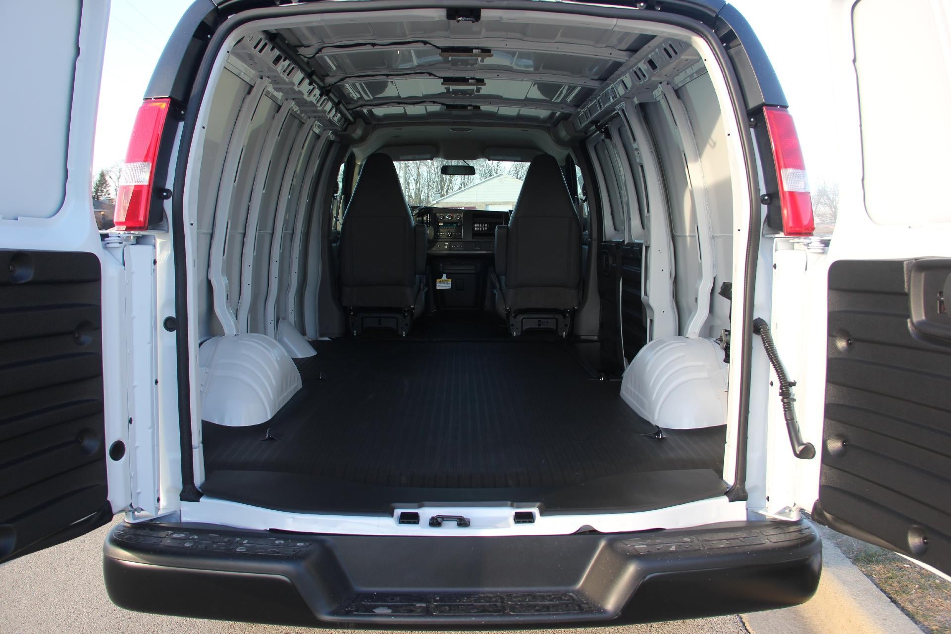 2025 Chevrolet Express Cargo 3500 Base