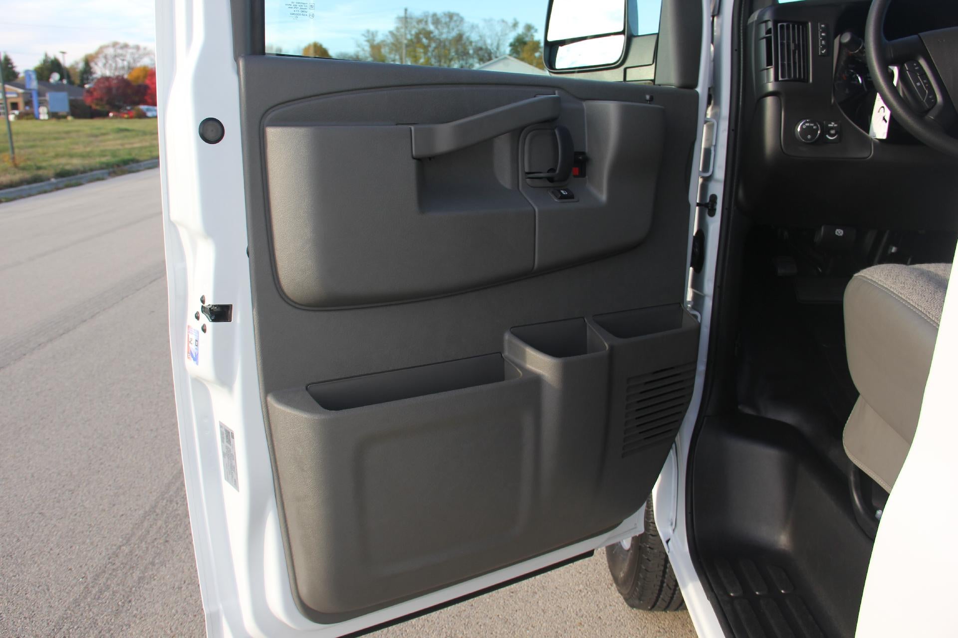 2025 Chevrolet Express Cargo 3500 Base