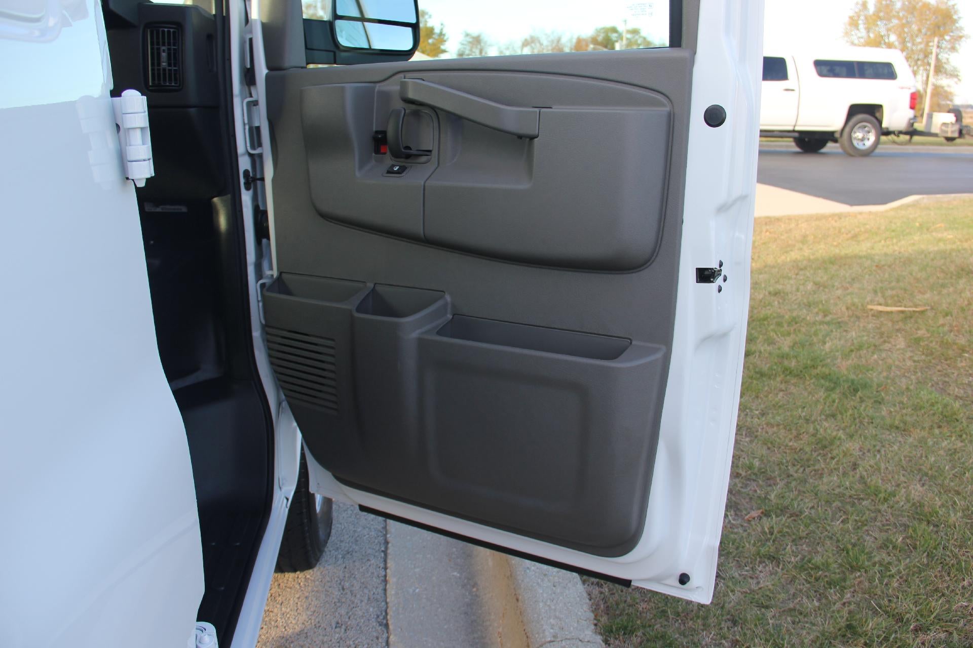 2025 Chevrolet Express Cargo 3500 Base