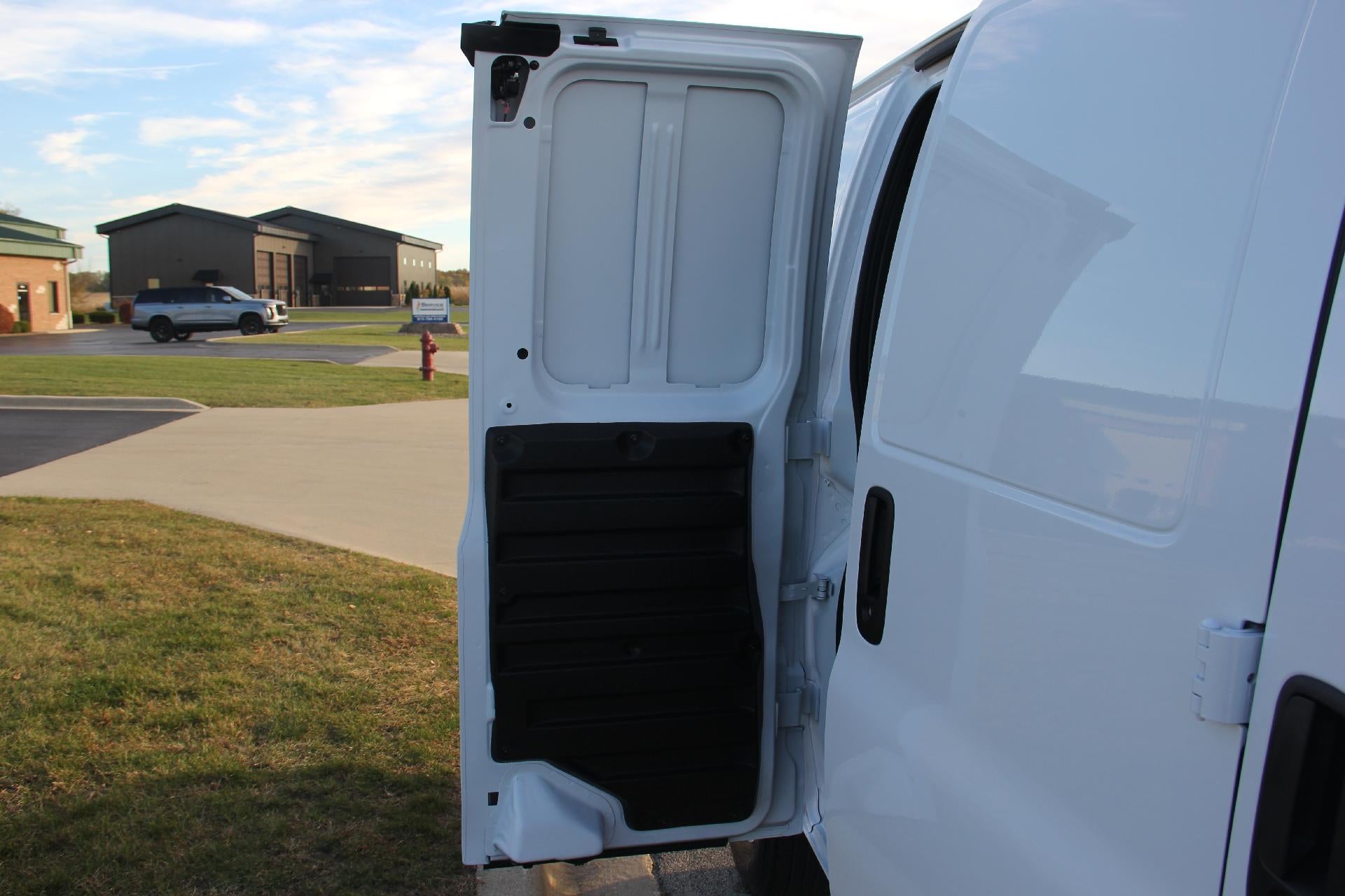 2025 Chevrolet Express Cargo 3500 Base