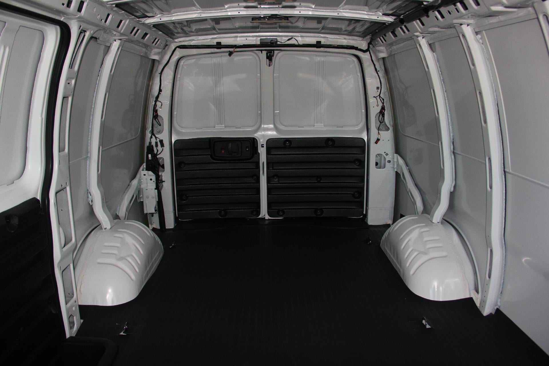 2025 Chevrolet Express Cargo 3500 Base