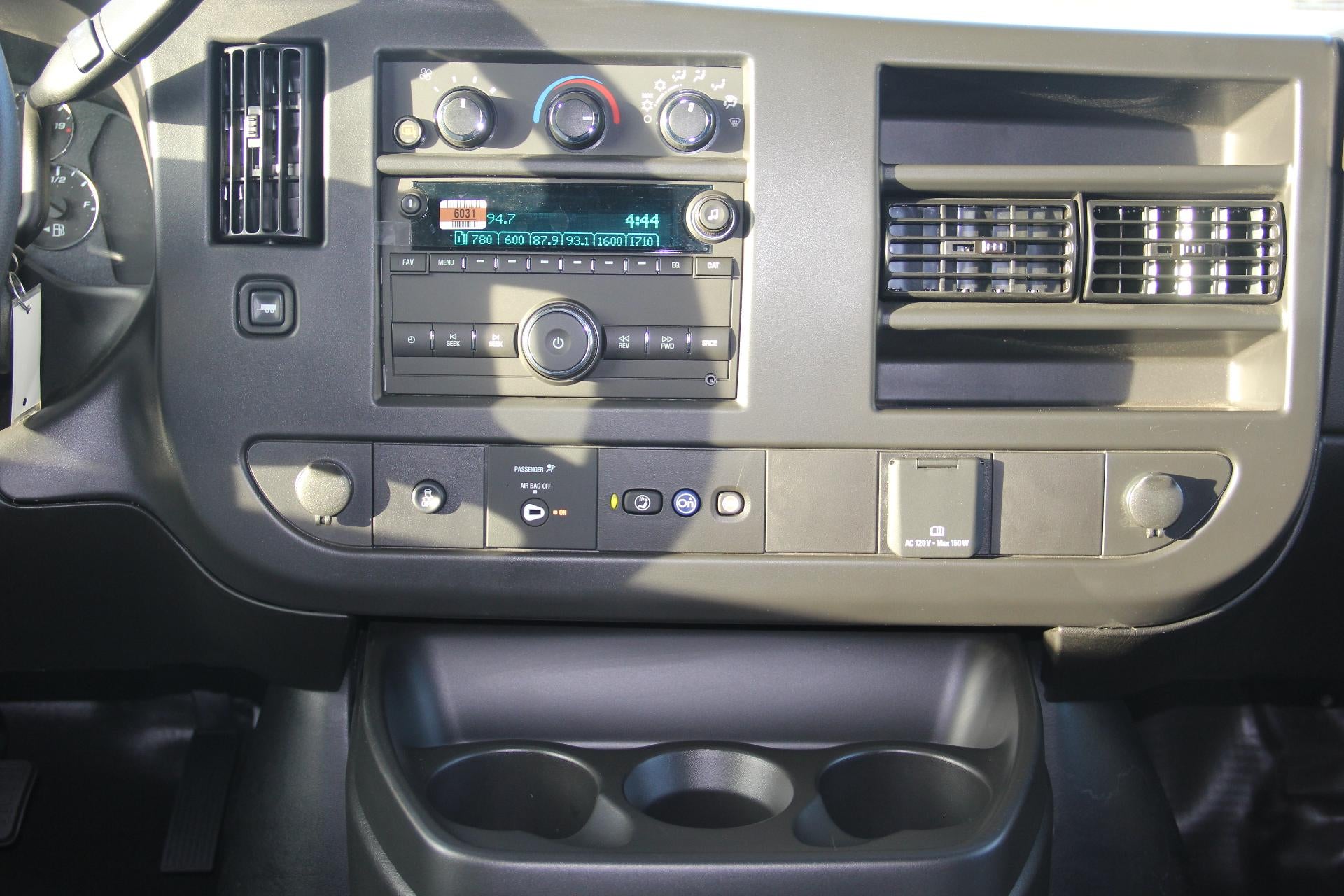 2025 Chevrolet Express Cargo 3500 Base