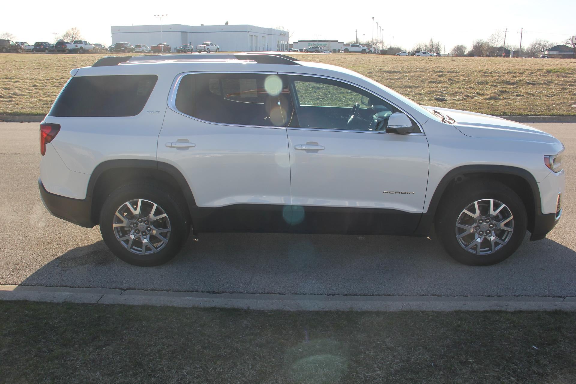 2021 GMC Acadia SLT