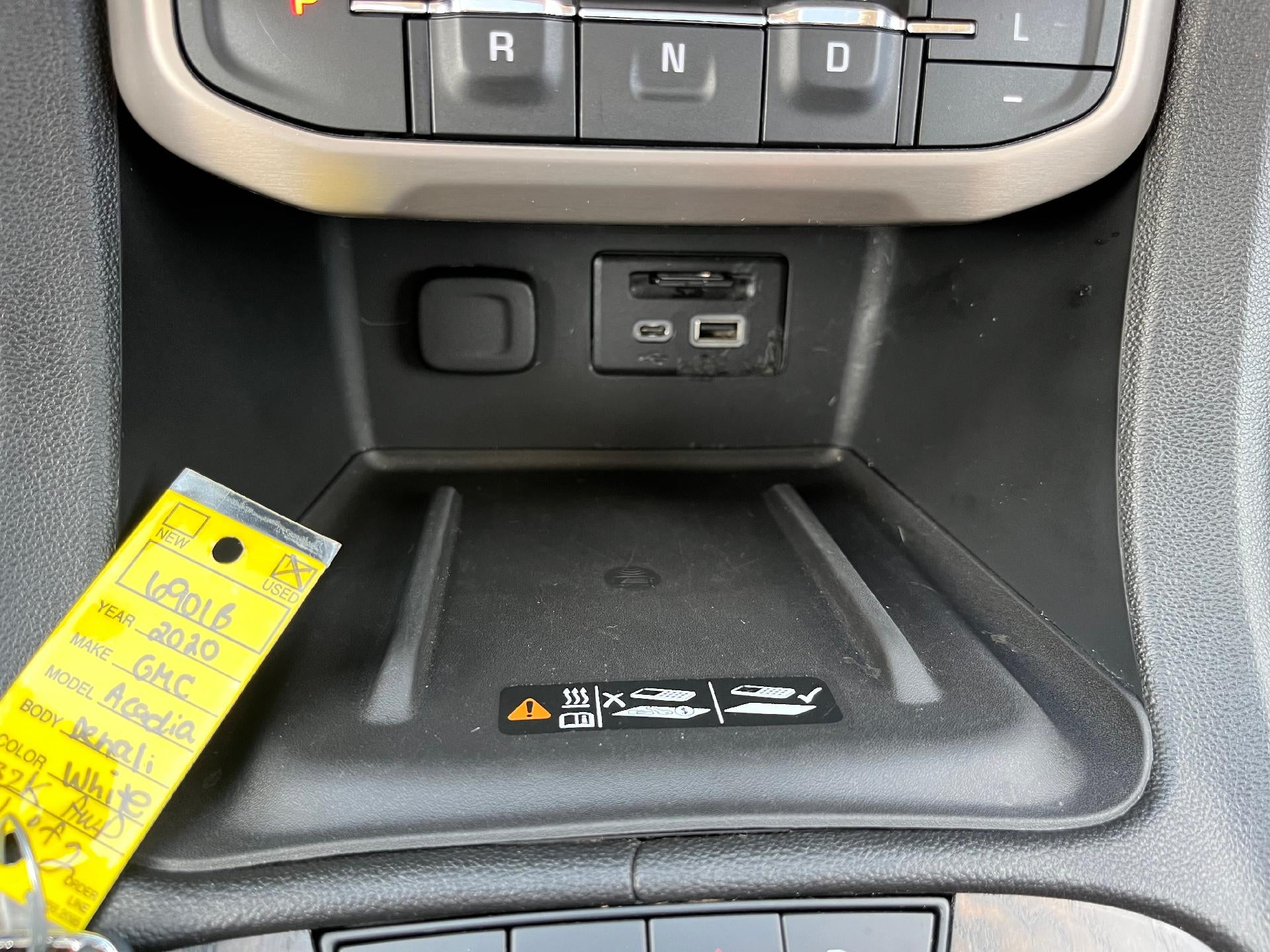 2020 GMC Acadia Denali