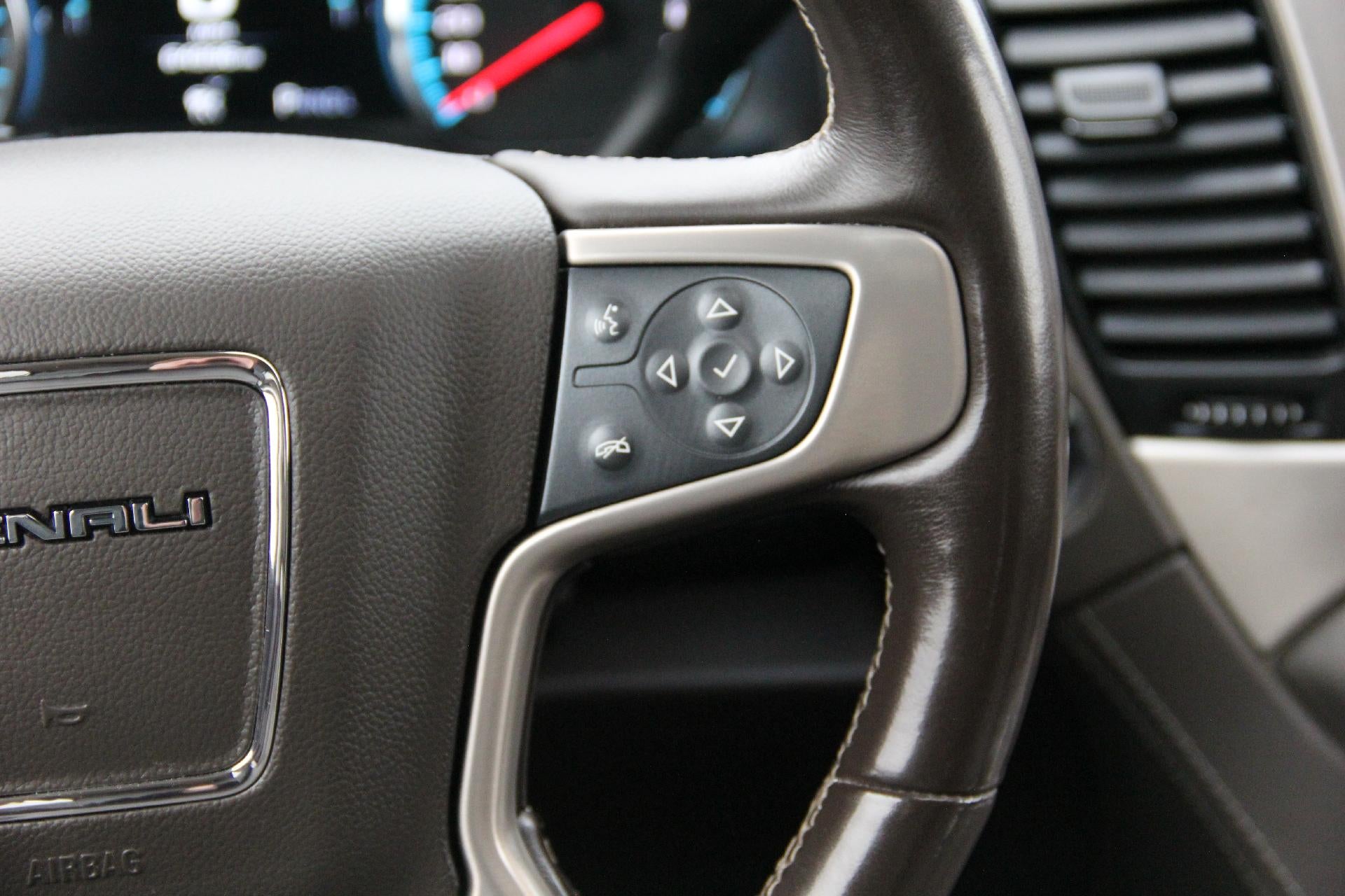 2020 GMC Yukon Denali