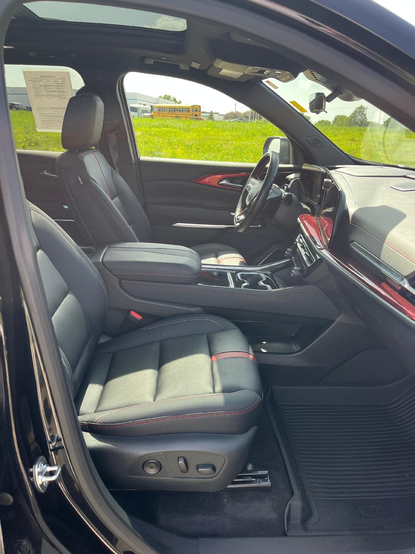 2025 Chevrolet Traverse RS w/2RS