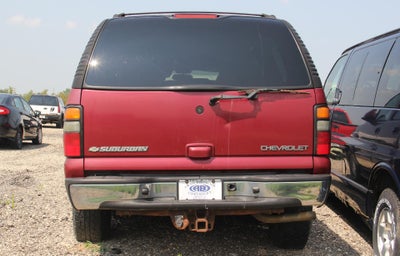 2004 Chevrolet Suburban LT