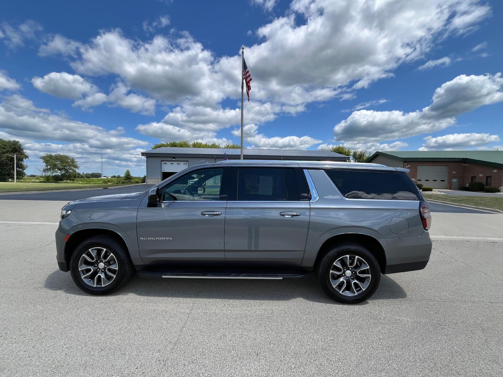 2021 Chevrolet Suburban LS