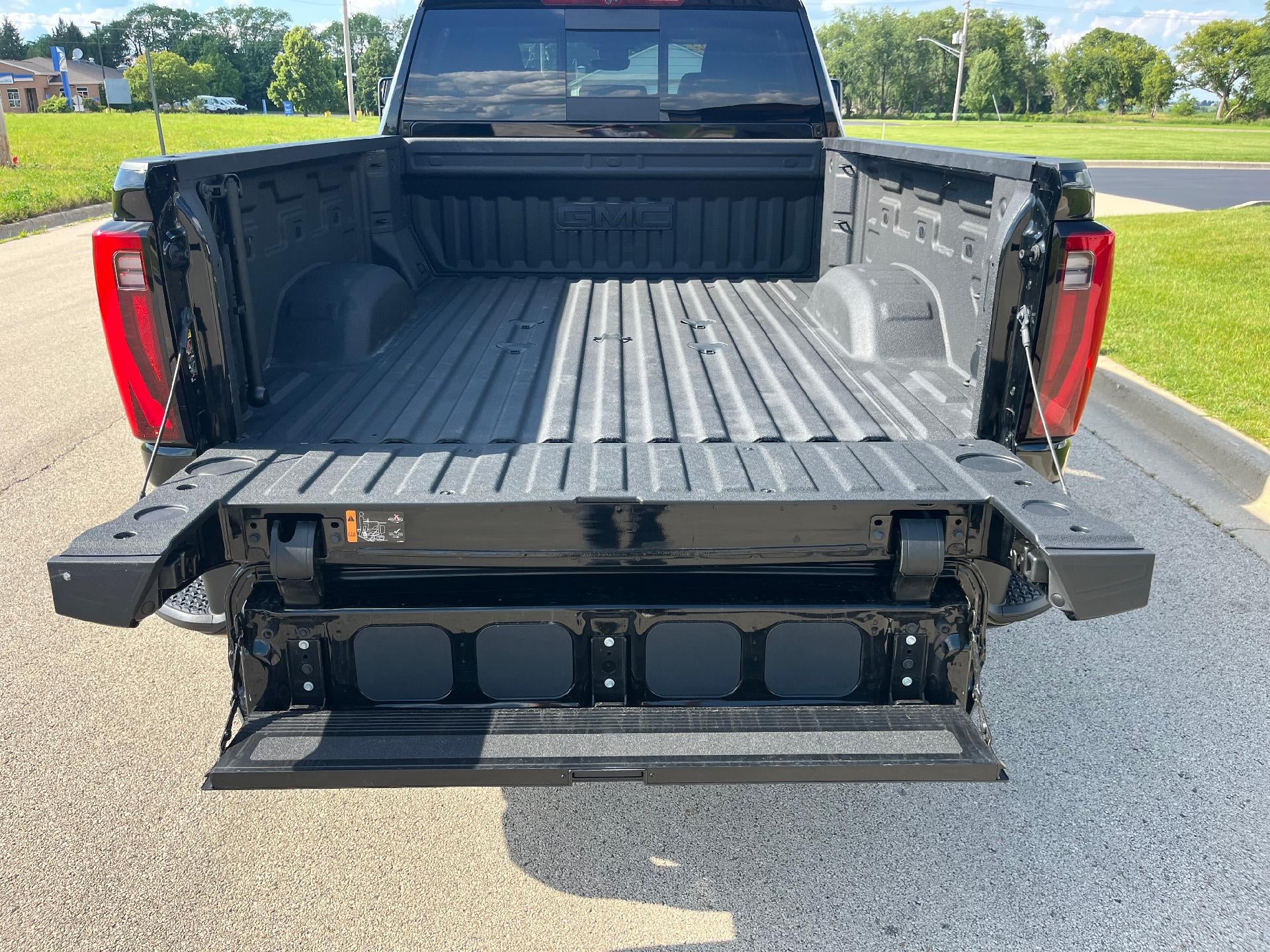 2025 GMC Sierra 2500 HD Crew Cab Standard Box 4-Wheel Drive Denali