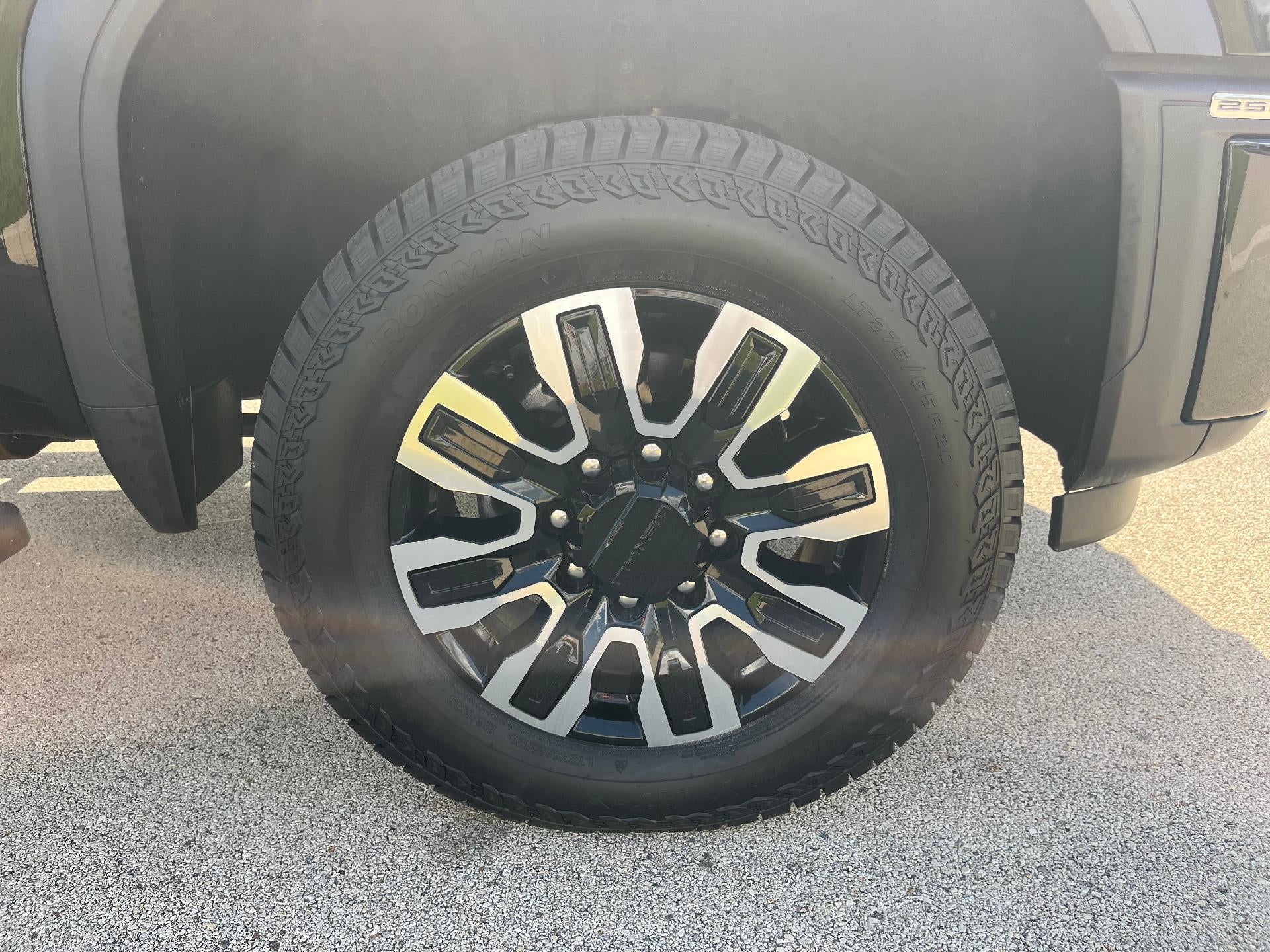 2025 GMC Sierra 2500 HD Crew Cab Standard Box 4-Wheel Drive Denali