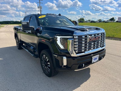 2025 GMC Sierra 2500 HD Crew Cab Standard Box 4-Wheel Drive Denali