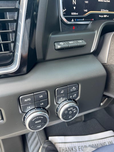 2025 GMC Sierra 2500 HD Crew Cab Standard Box 4-Wheel Drive Denali