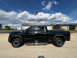 2025 GMC Sierra 2500 HD Crew Cab Standard Box 4-Wheel Drive Denali