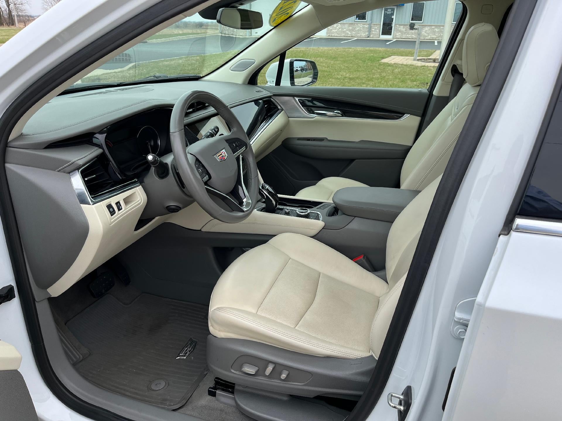 2021 Cadillac XT6 Premium Luxury