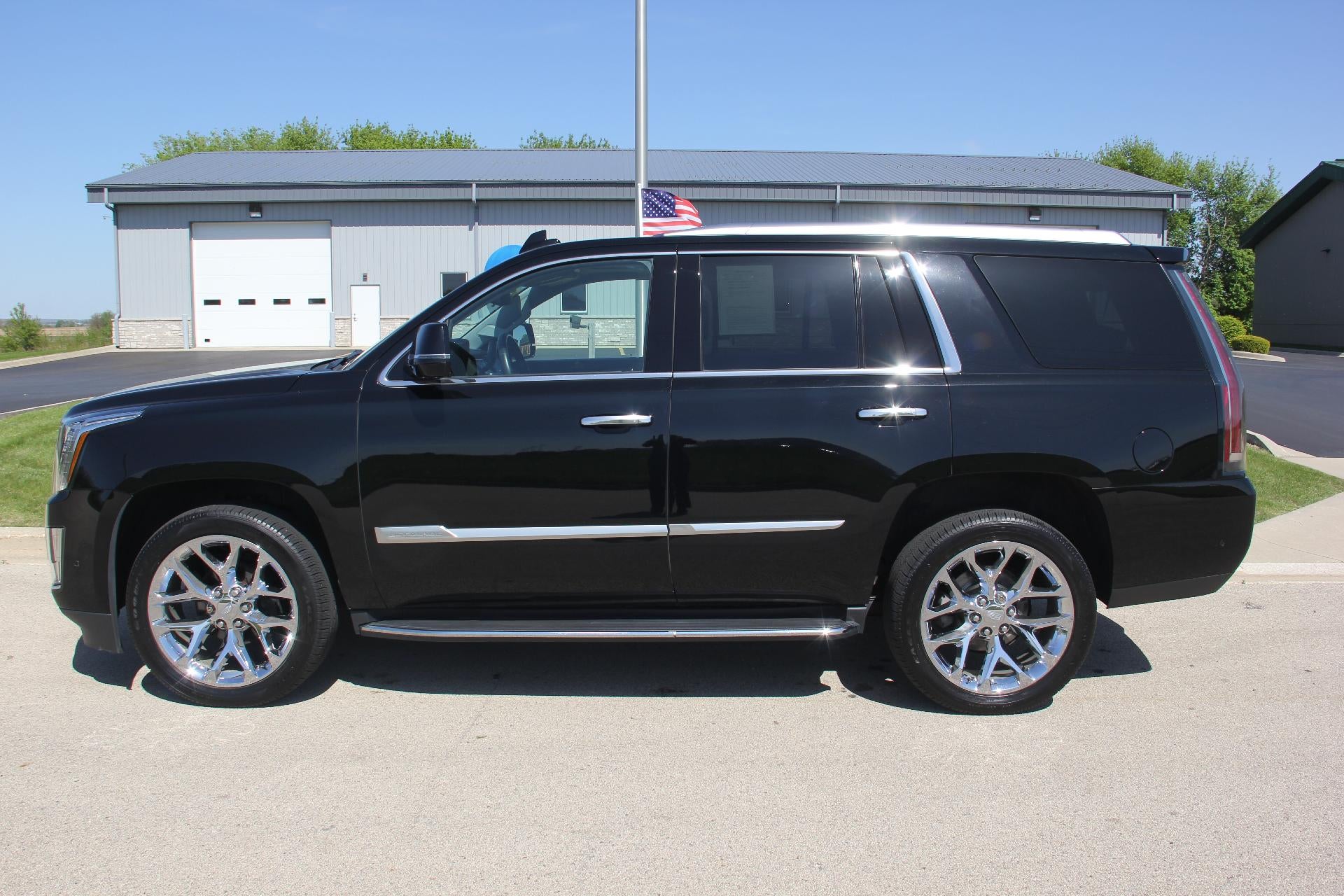 2020 Cadillac Escalade Luxury