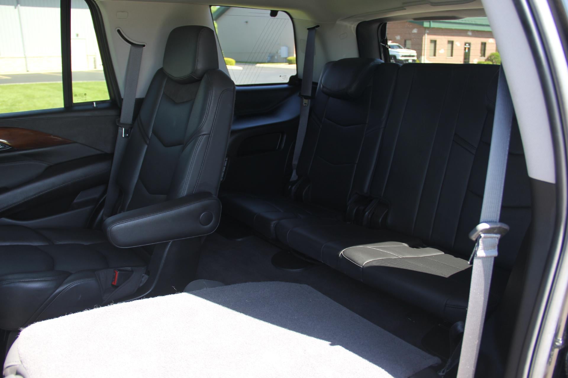 2020 Cadillac Escalade Luxury