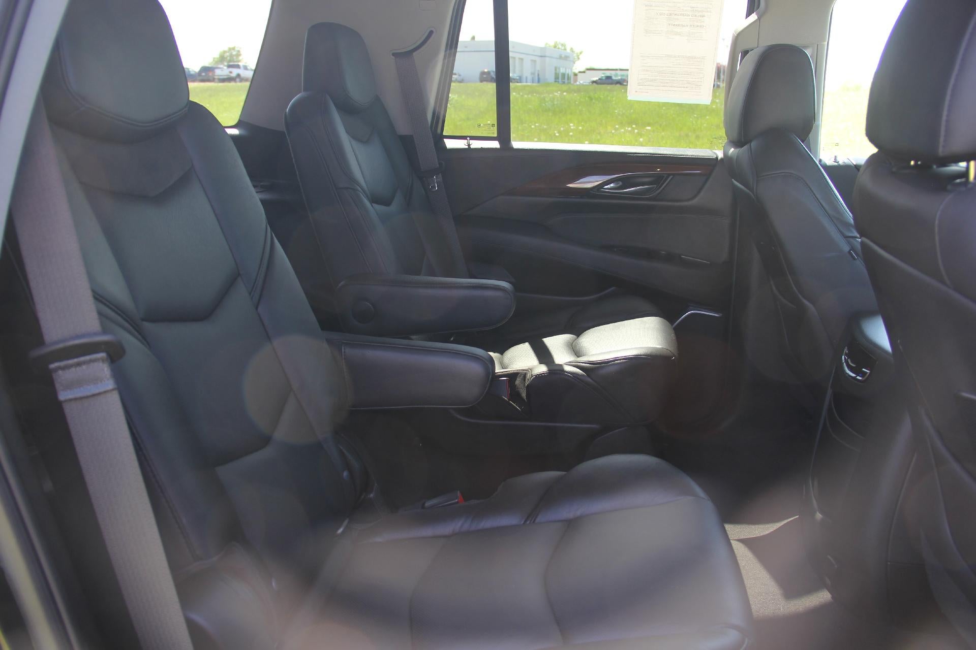 2020 Cadillac Escalade Luxury