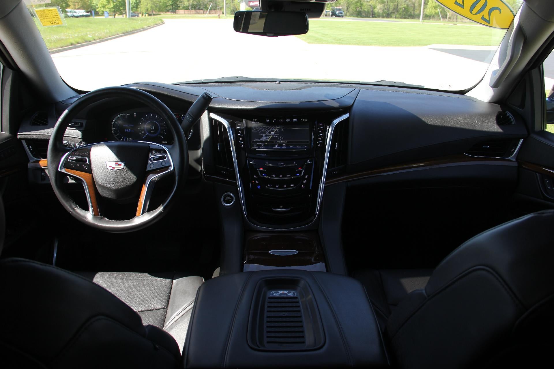 2020 Cadillac Escalade Luxury