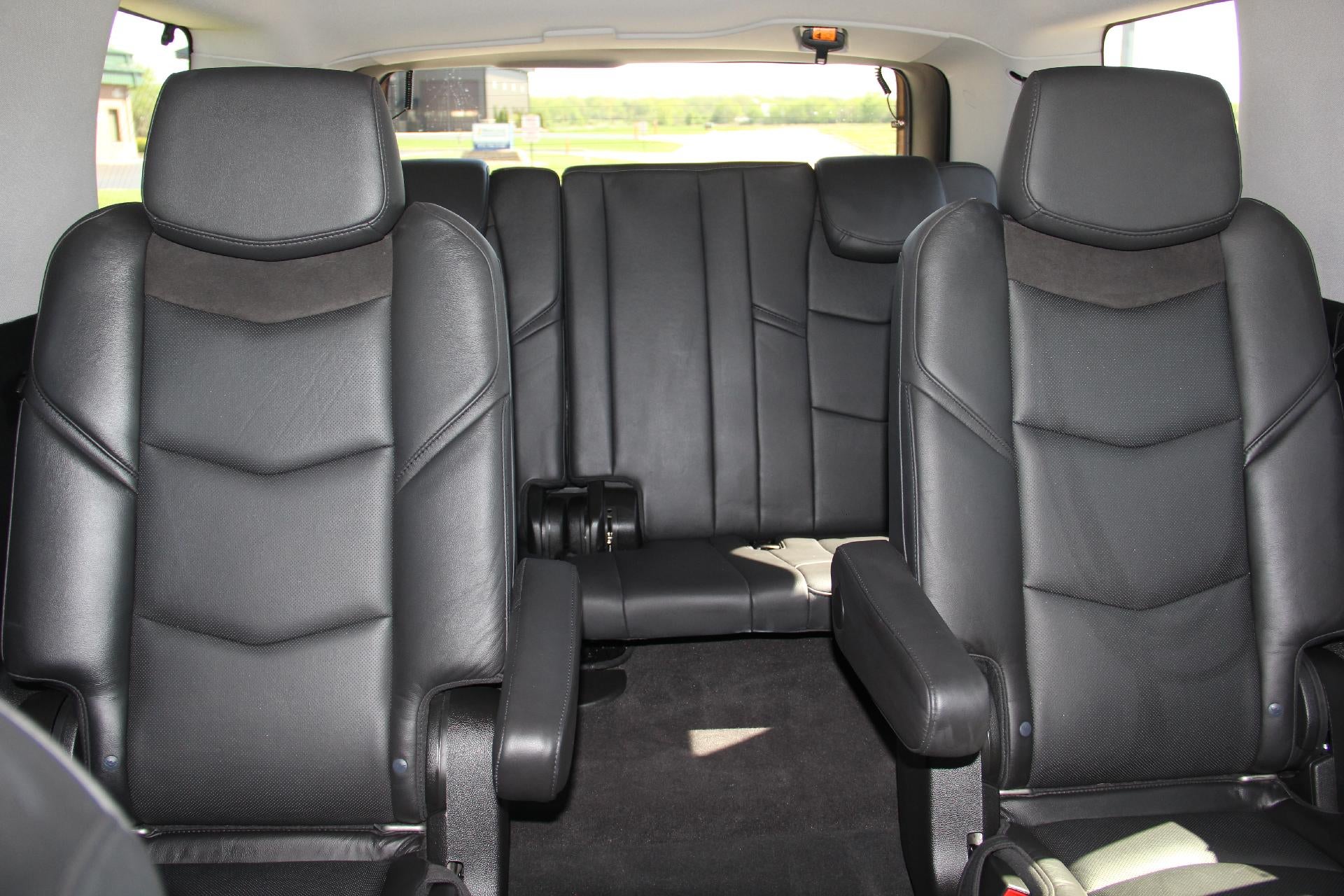 2020 Cadillac Escalade Luxury