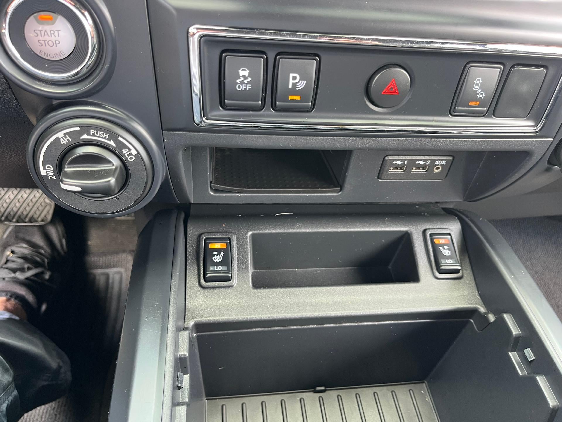 2019 Nissan TITAN SL