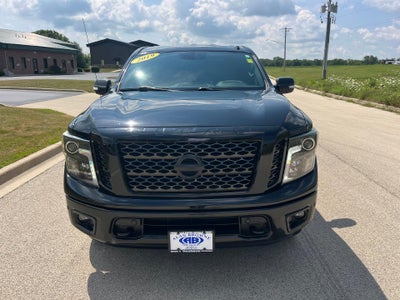 2019 Nissan TITAN SL