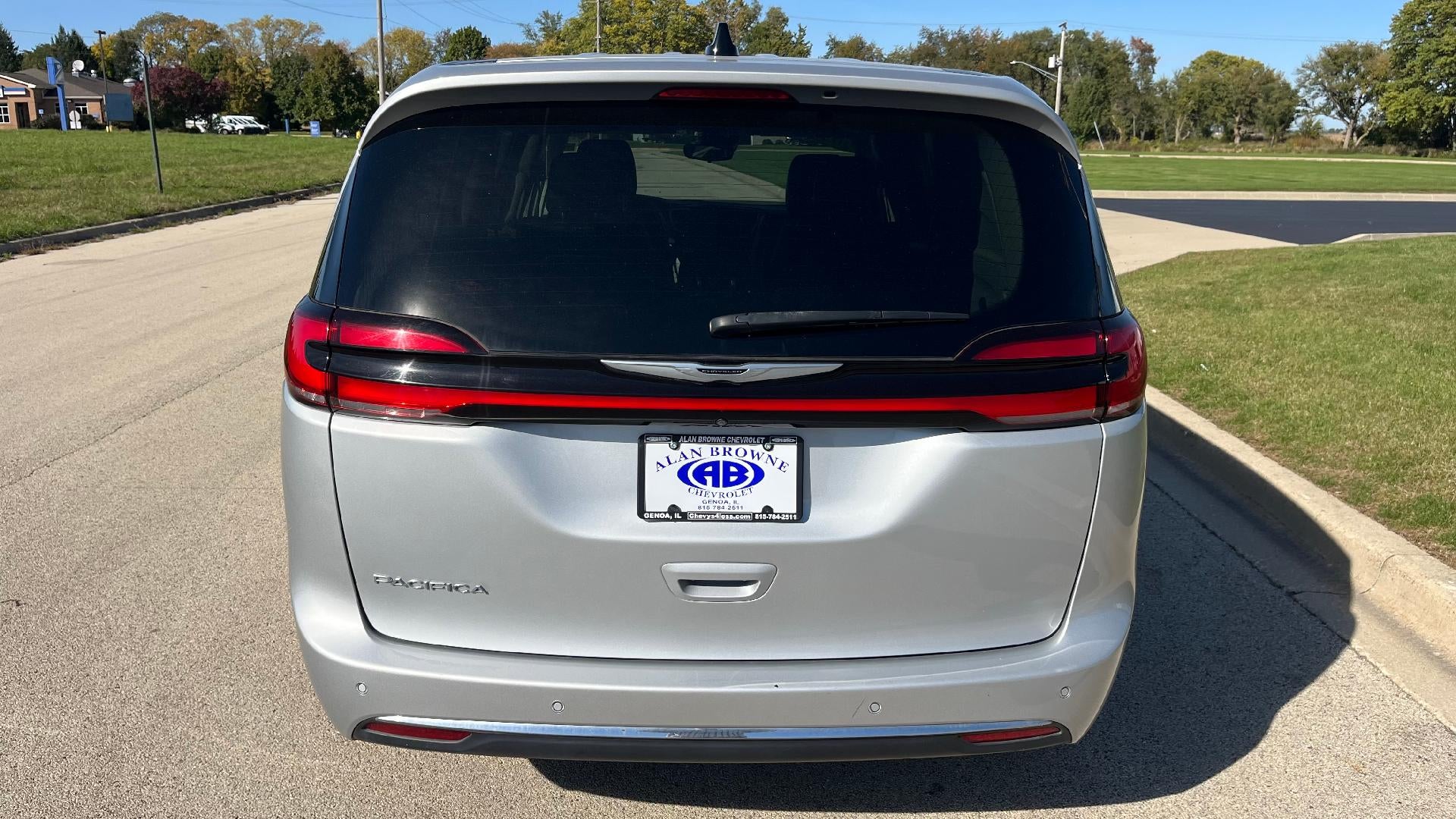 2024 Chrysler Pacifica Touring L