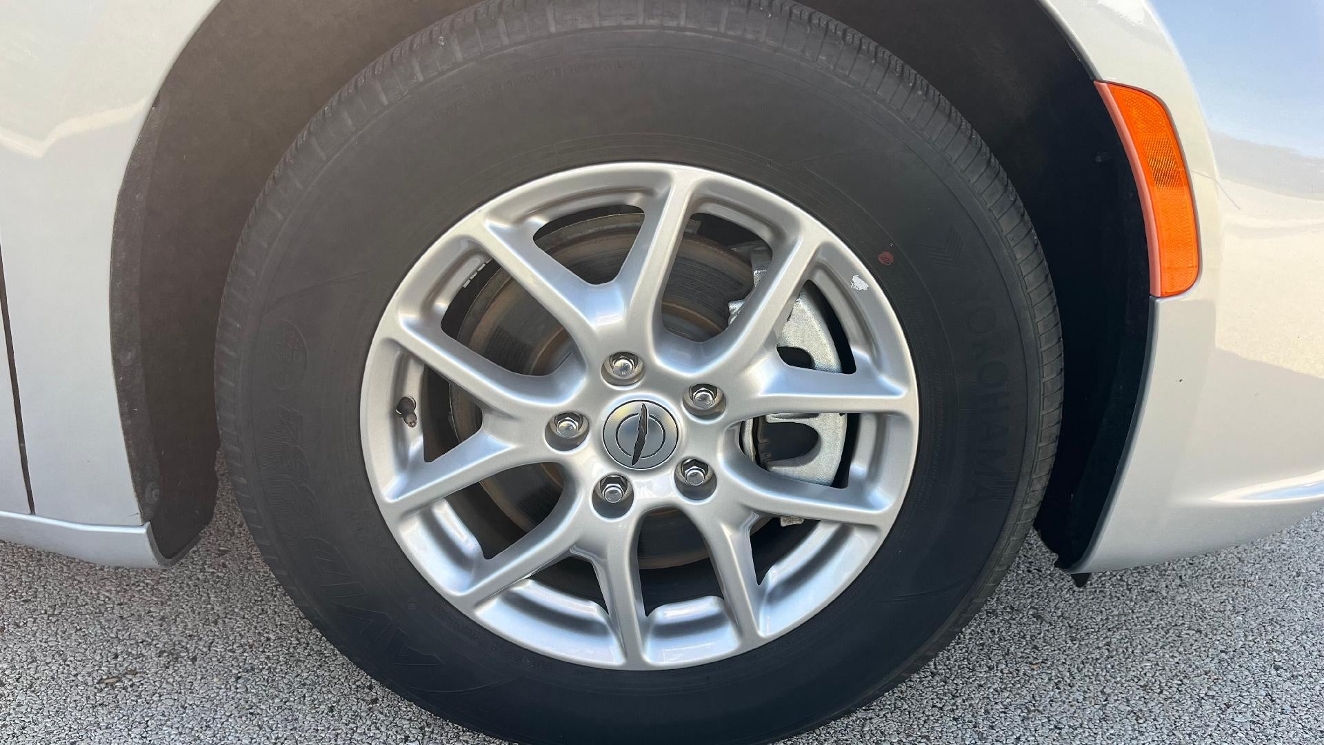 2024 Chrysler Pacifica Touring L